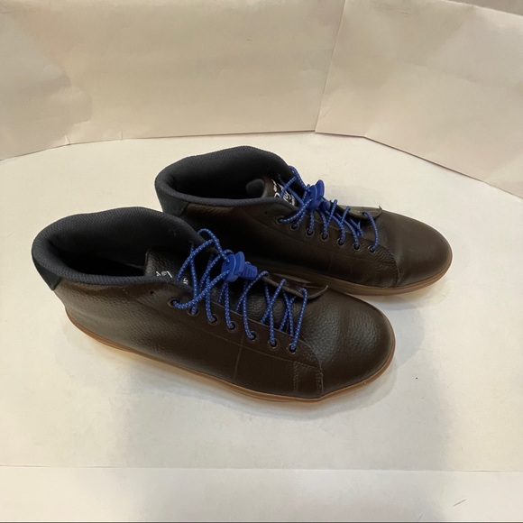 Penguin Sneakers - Picture 4 of 6